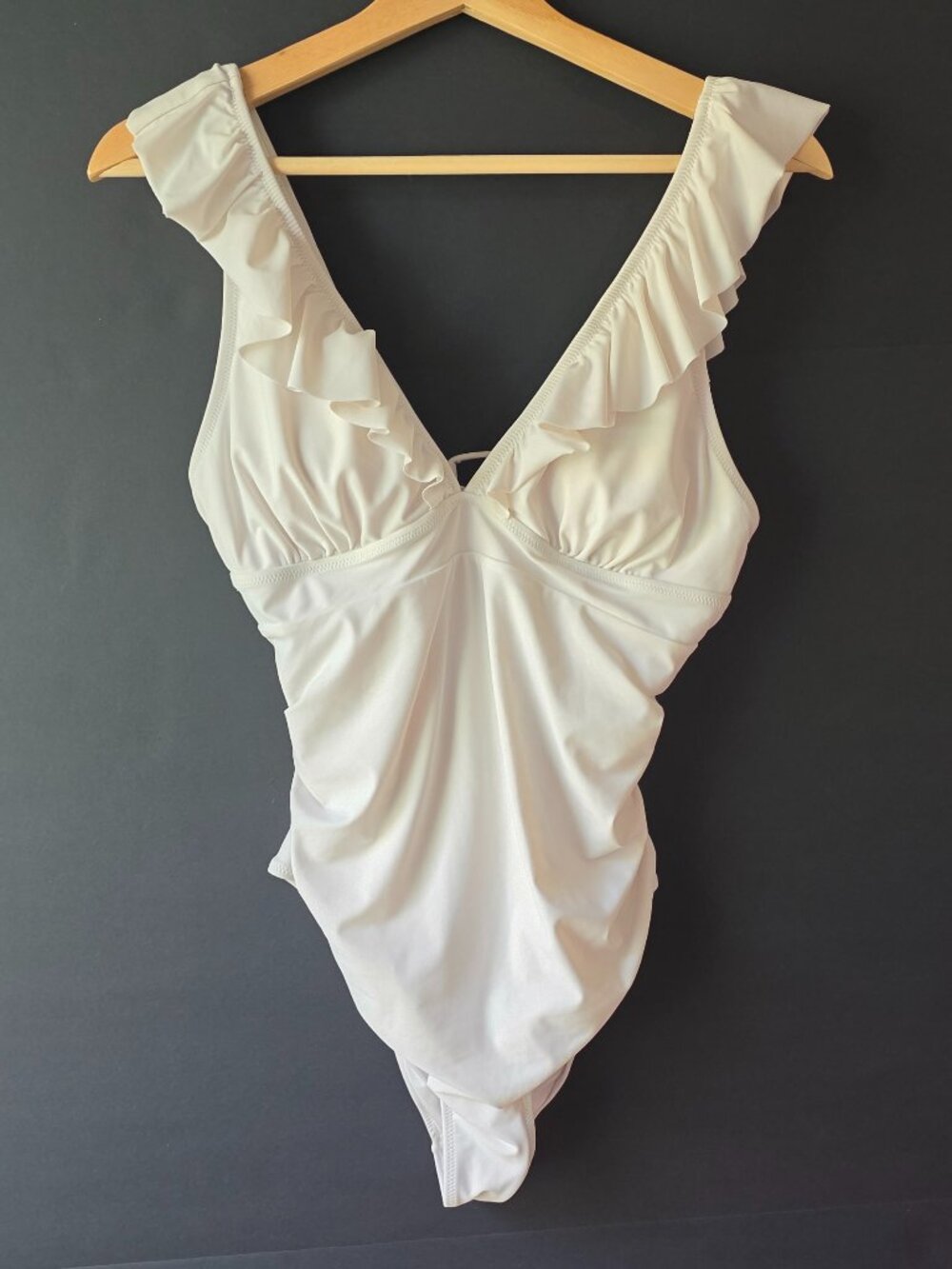 Cupshe White Ruffle Plunge One Piece Swimsuit Women’s Size L